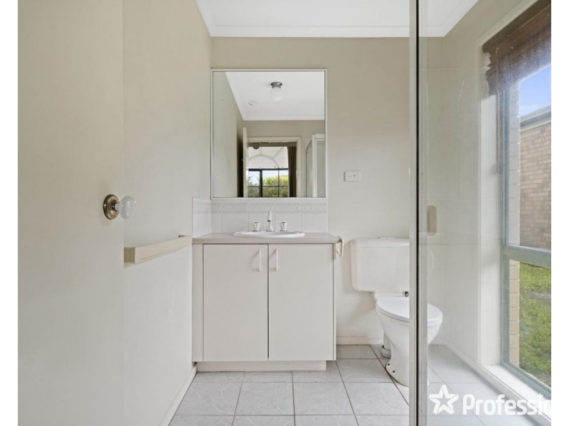 13 Ramble Crescent, Croydon VIC 3136