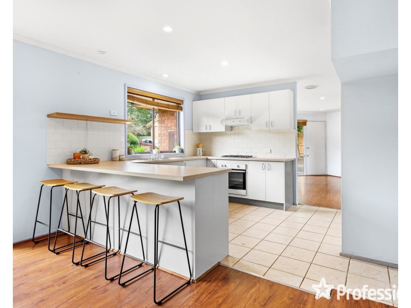 8 Muir Smyth Place, Mount Evelyn VIC 3796