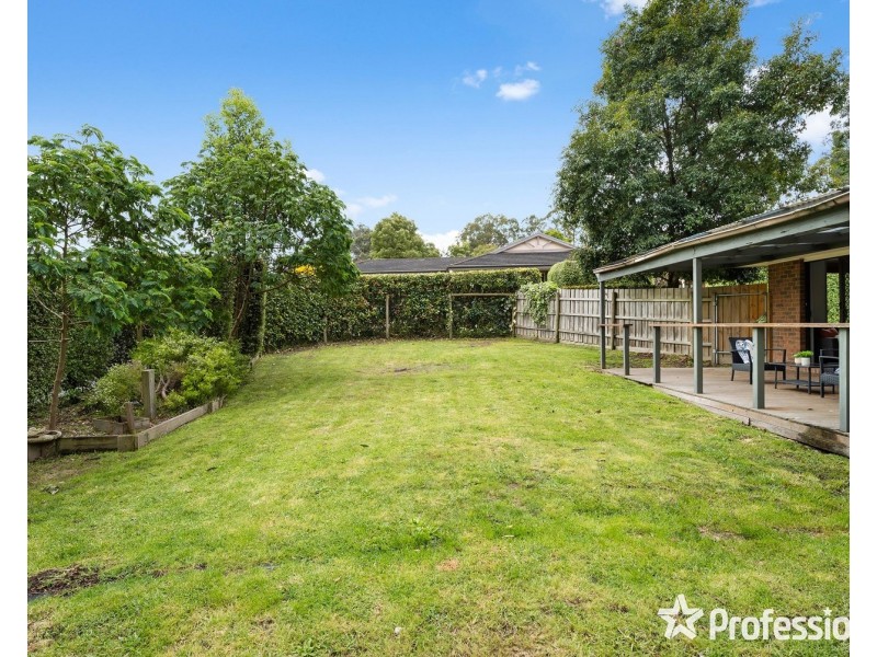 8 Muir Smyth Place, Mount Evelyn VIC 3796