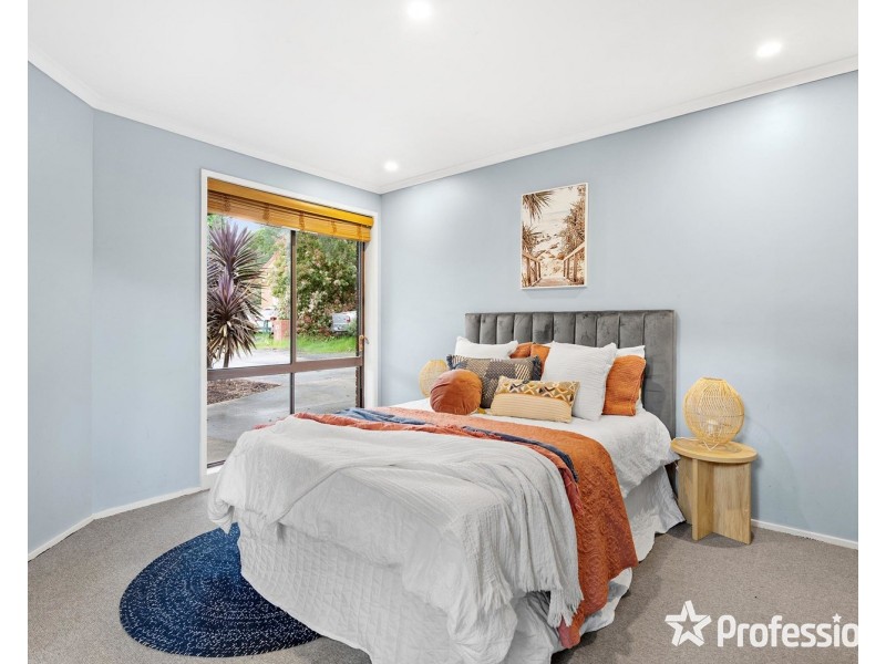 8 Muir Smyth Place, Mount Evelyn VIC 3796