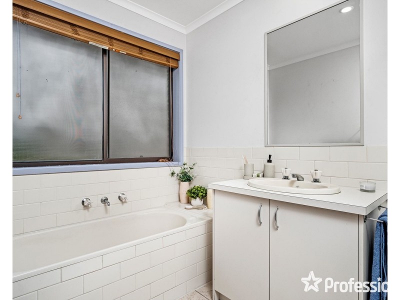 8 Muir Smyth Place, Mount Evelyn VIC 3796