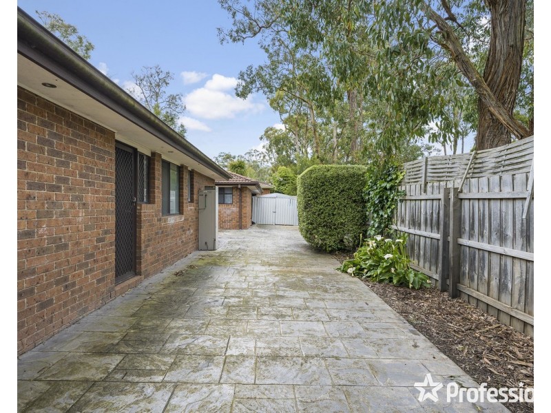 8 Muir Smyth Place, Mount Evelyn VIC 3796