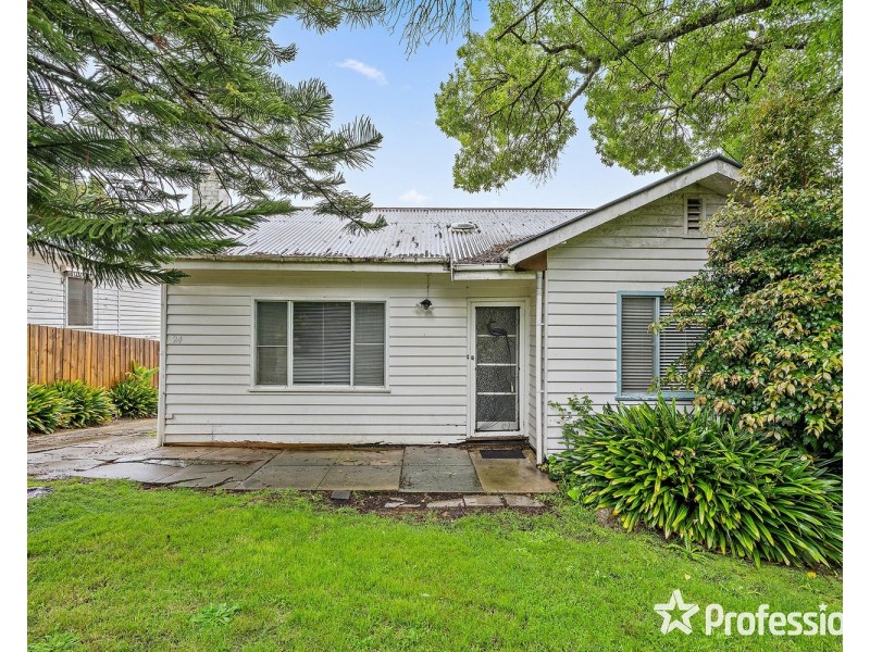24 Albert Road, Lilydale VIC 3140