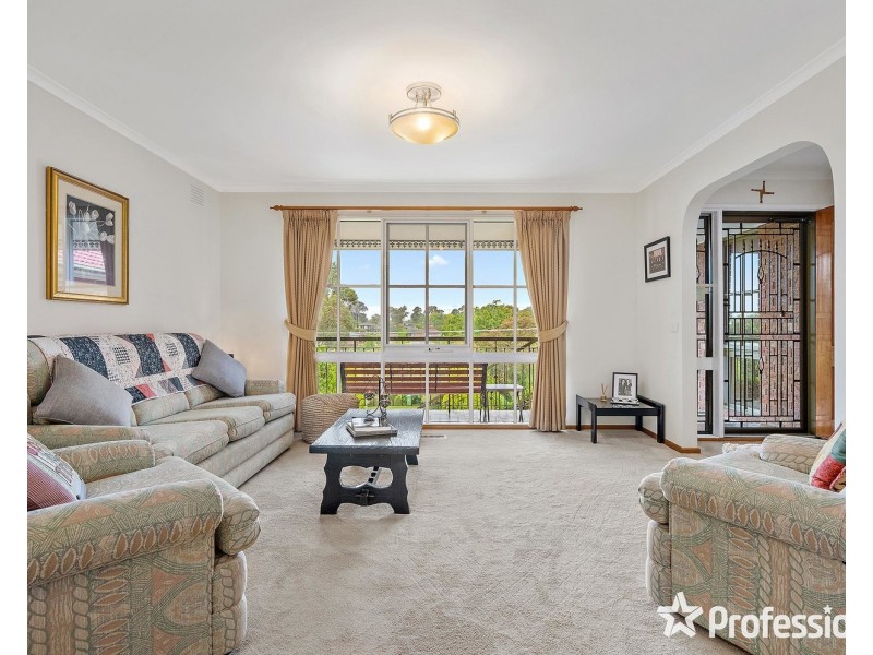 14 Rolling Hills Road, Chirnside Park VIC 3116