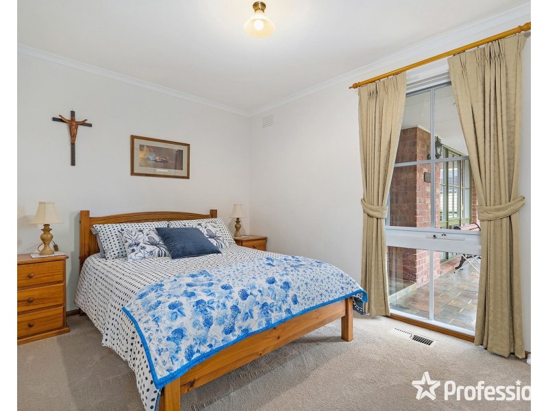 14 Rolling Hills Road, Chirnside Park VIC 3116