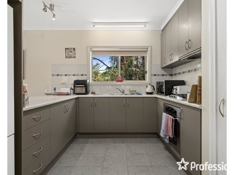 105B Switchback Road, Chirnside Park VIC 3116