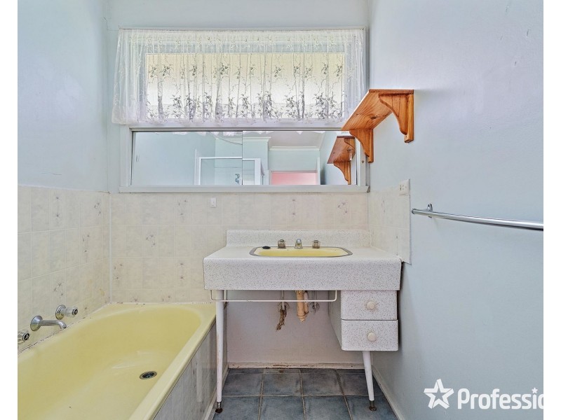 44 Beresford Road, Lilydale VIC 3140