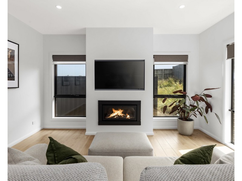 2 Delizia Close, Wandin North VIC 3139