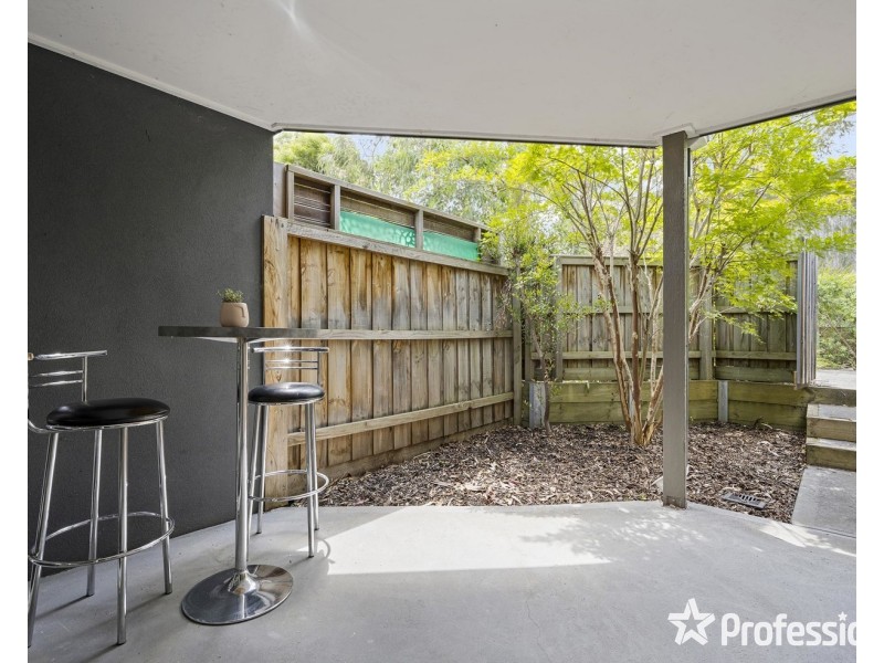 8 White Close, Lilydale VIC 3140
