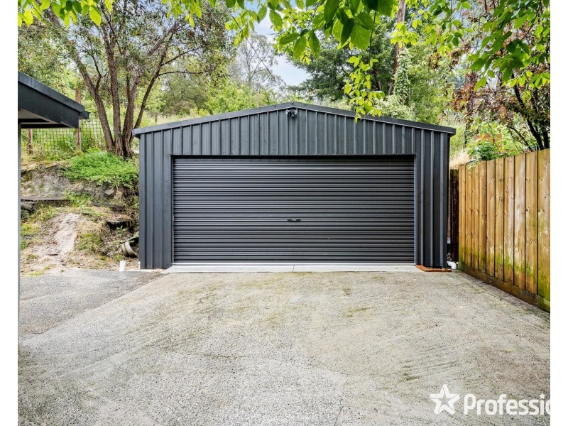 1 Olive Grove, Lilydale VIC 3140