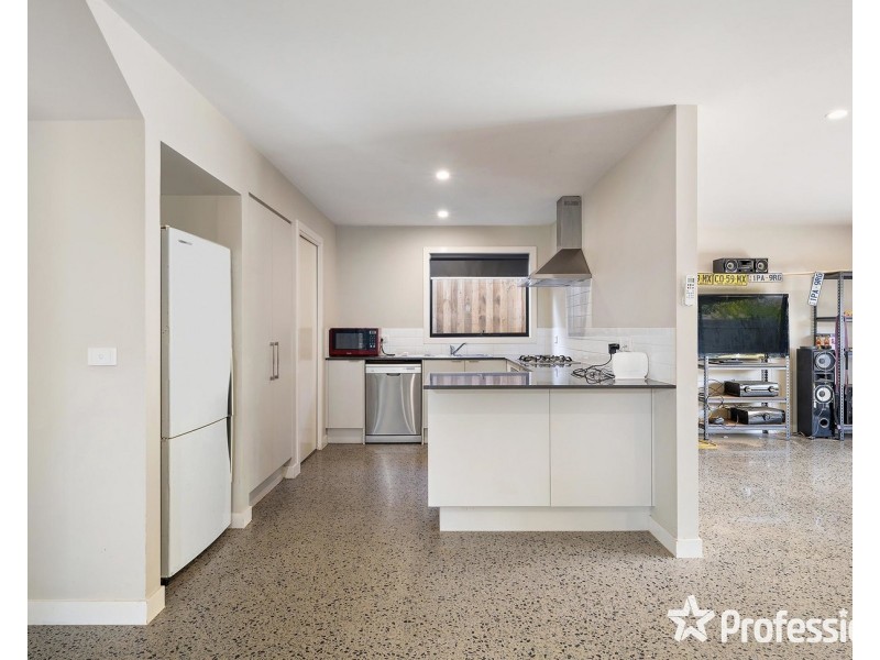 4/27 Cave Hill Road, Lilydale VIC 3140