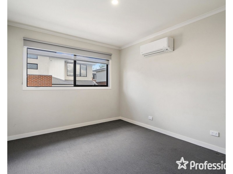 4/27 Cave Hill Road, Lilydale VIC 3140