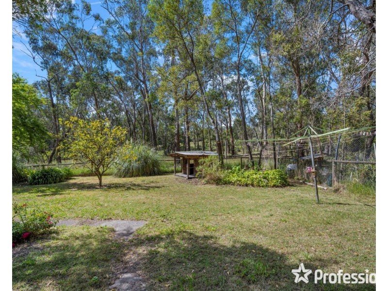 4-6a Maurice Road, Gruyere VIC 3770