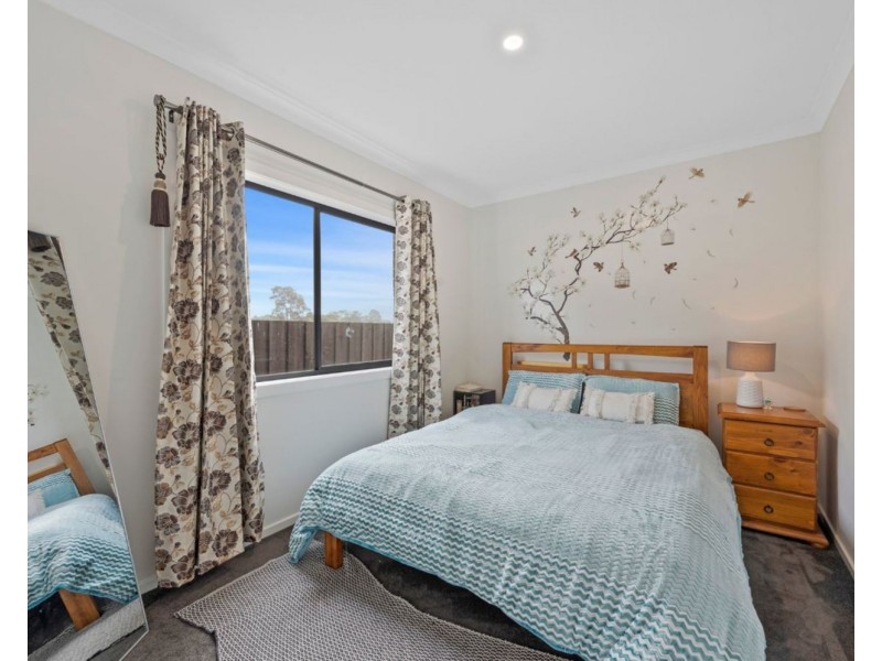 5 Lancer Way, Chirnside Park VIC 3116