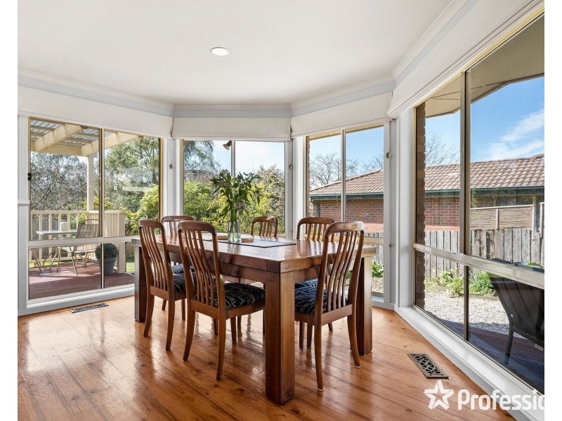 6 The Circuit, Lilydale VIC 3140