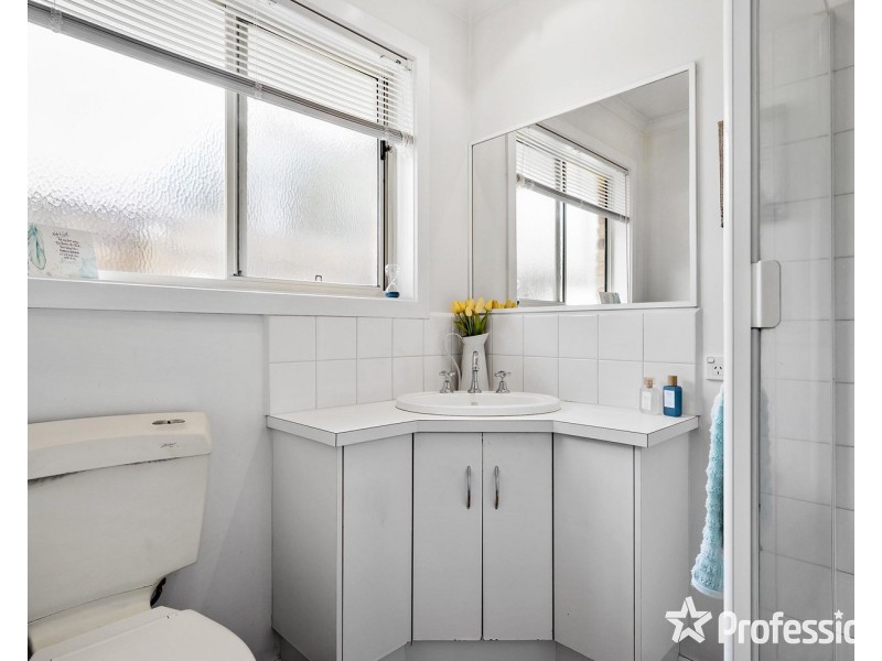 6 The Circuit, Lilydale VIC 3140