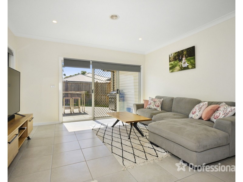 2A Irvine Crescent, Yarra Glen VIC 3775