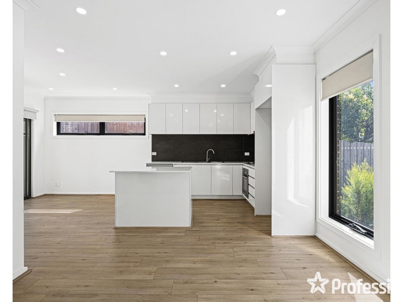 1/62 Croydondale Drive, Mooroolbark VIC 3138