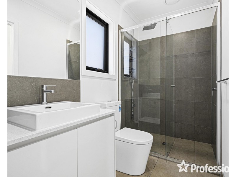 1/62 Croydondale Drive, Mooroolbark VIC 3138