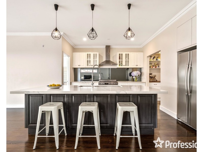 9 Mount view Road, Upper Ferntree Gully VIC 3156