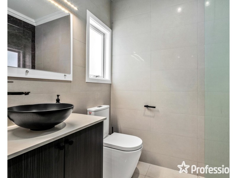 9 Mount view Road, Upper Ferntree Gully VIC 3156