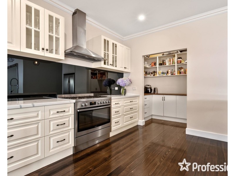 9 Mount view Road, Upper Ferntree Gully VIC 3156