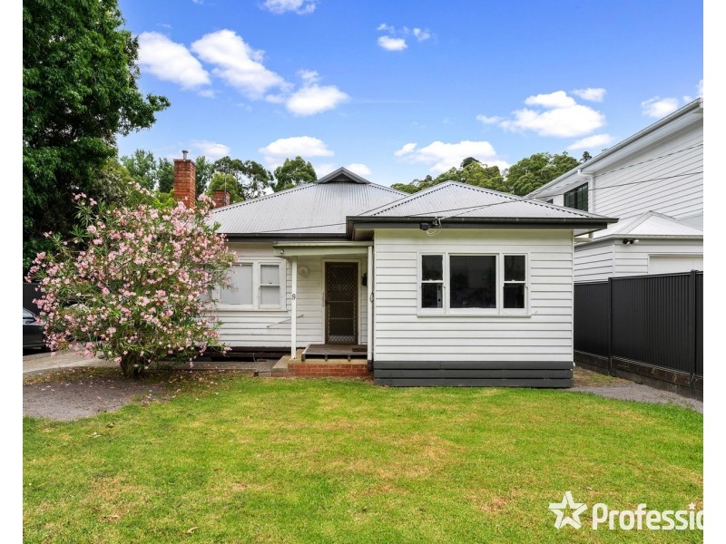 9 Mount view Road, Upper Ferntree Gully VIC 3156