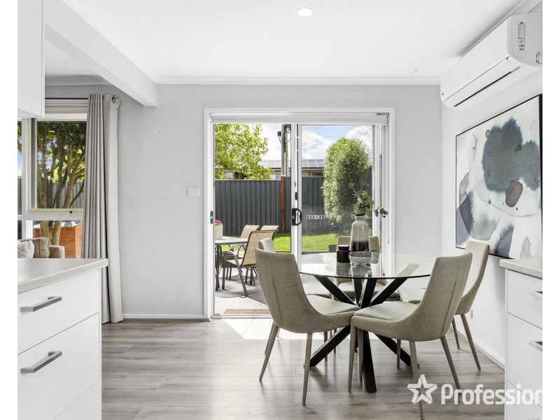 15 Balmoral Street, Kilsyth VIC 3137