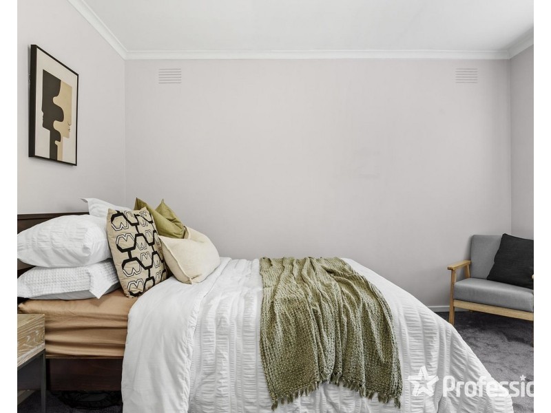 15 Balmoral Street, Kilsyth VIC 3137