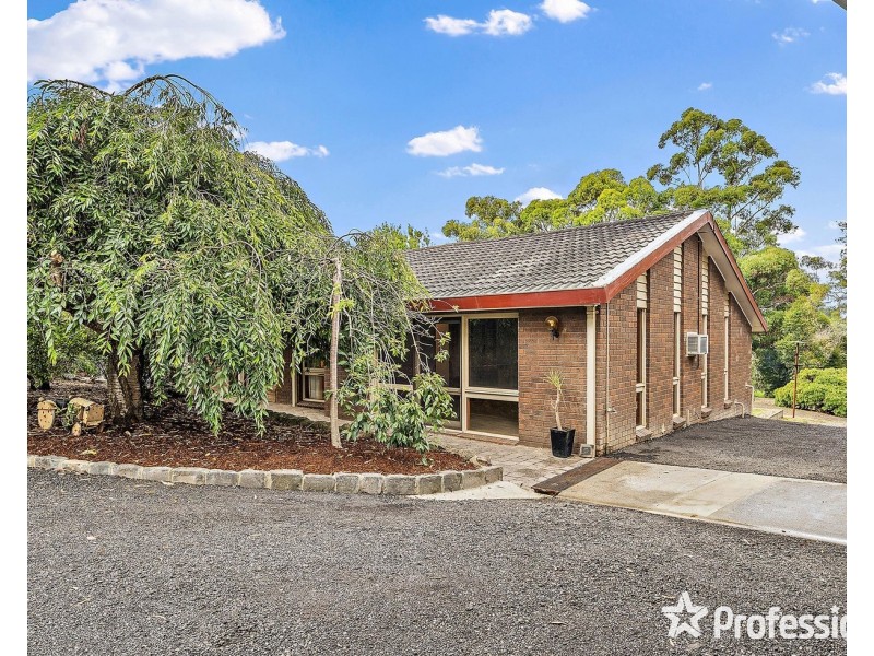 88 Lusatia Park Road, Woori Yallock VIC 3139