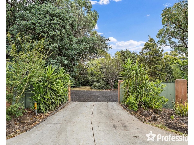 88 Lusatia Park Road, Woori Yallock VIC 3139