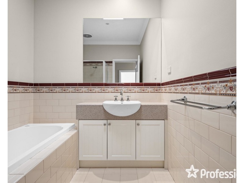 2/5 Albert Road, Lilydale VIC 3140