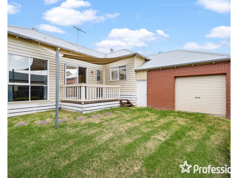 2/5 Albert Road, Lilydale VIC 3140