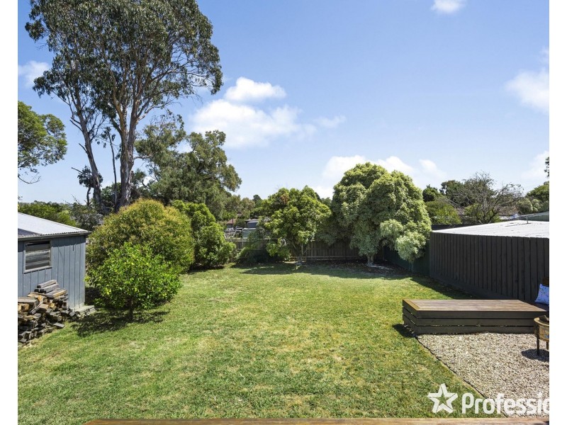42 Lauriston Drive, Coldstream VIC 3770
