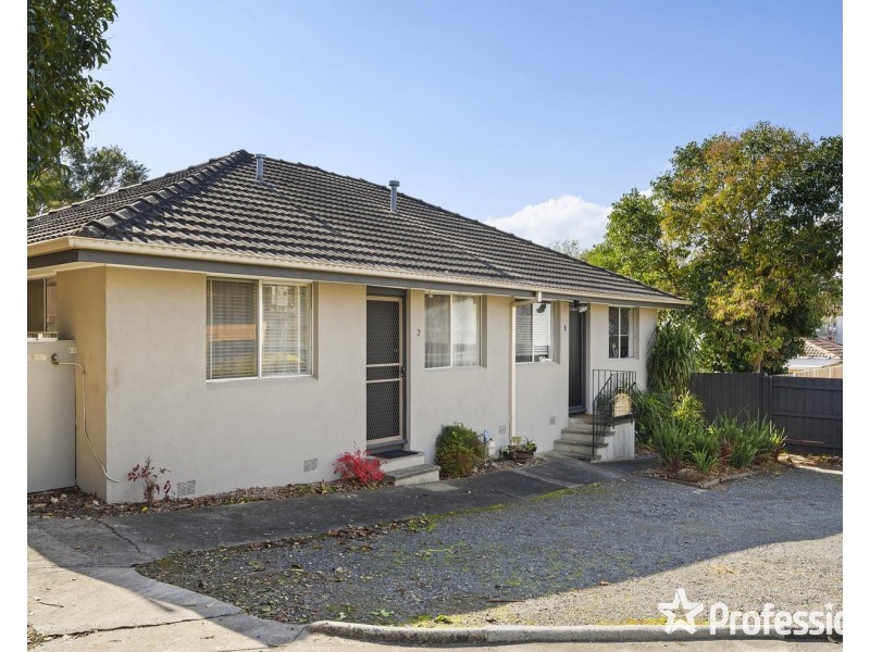 2/6 Central Avenue, Mooroolbark VIC 3138