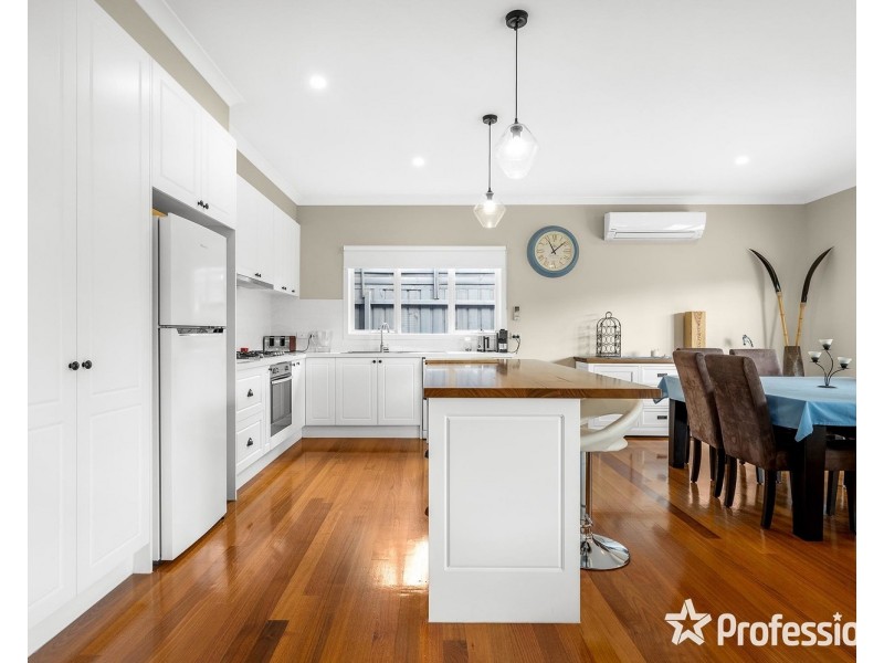 5A Julie Road, Croydon VIC 3136