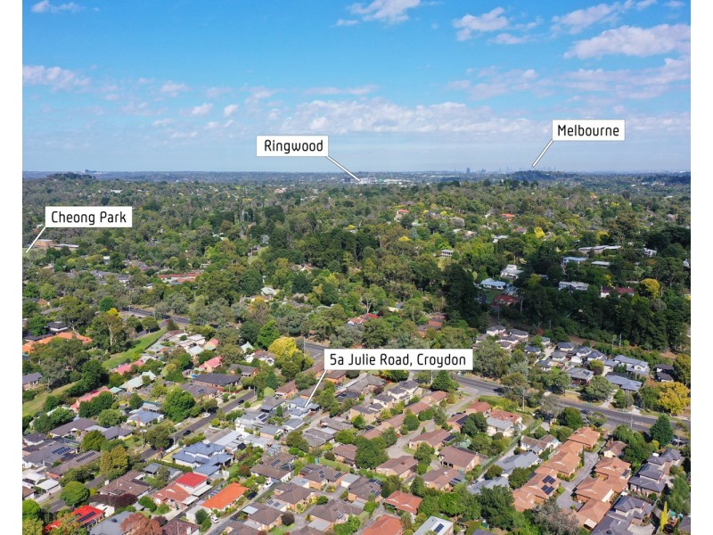5A Julie Road, Croydon VIC 3136