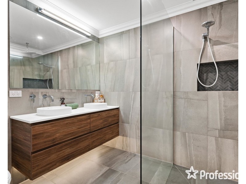 154 Hereford Road, Lilydale VIC 3140