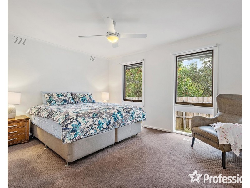 21 Country Club Drive, Chirnside Park VIC 3116