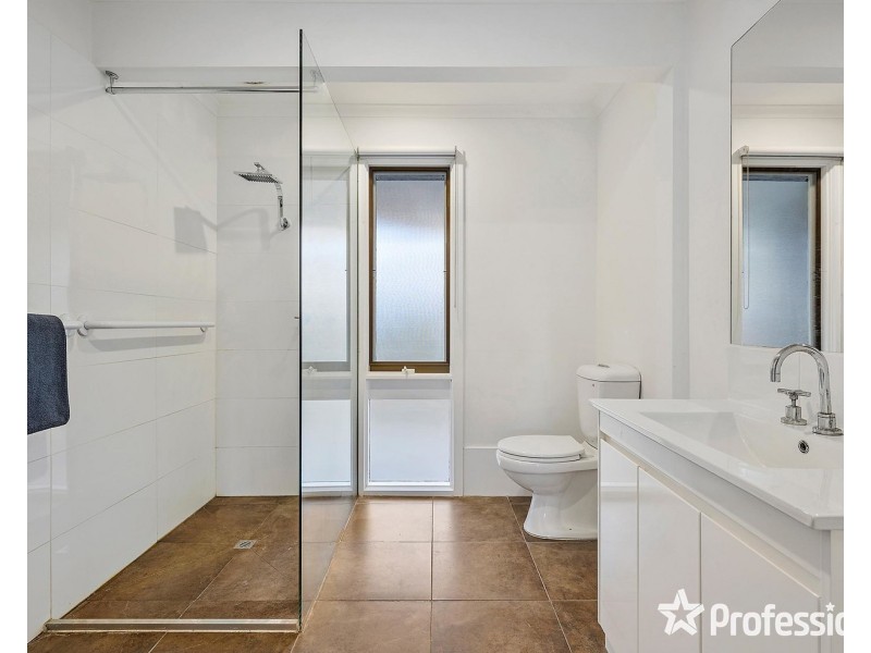 21 Country Club Drive, Chirnside Park VIC 3116