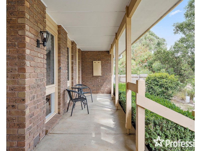 21 Country Club Drive, Chirnside Park VIC 3116