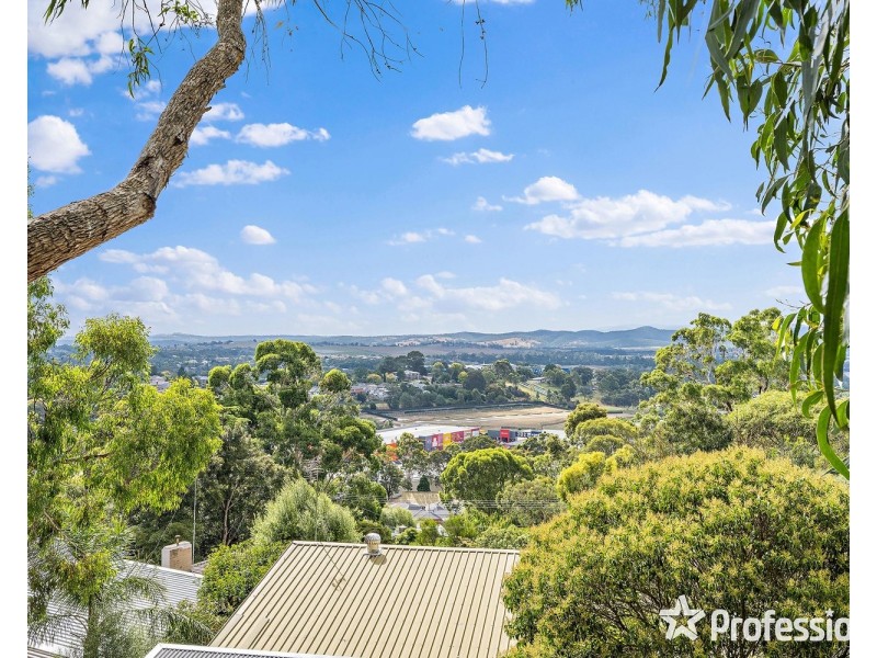 39 Bastow Road, Lilydale VIC 3140