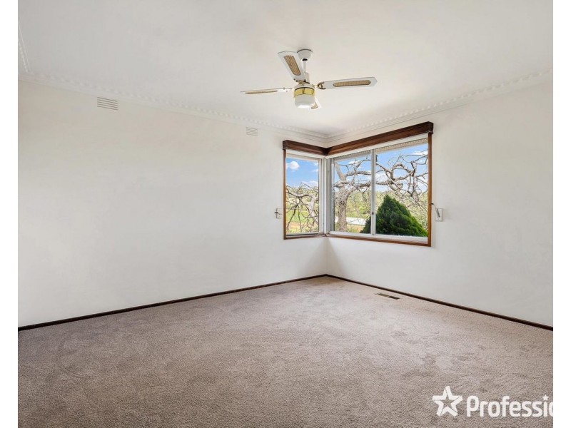 94 Queens Road, Silvan VIC 3795