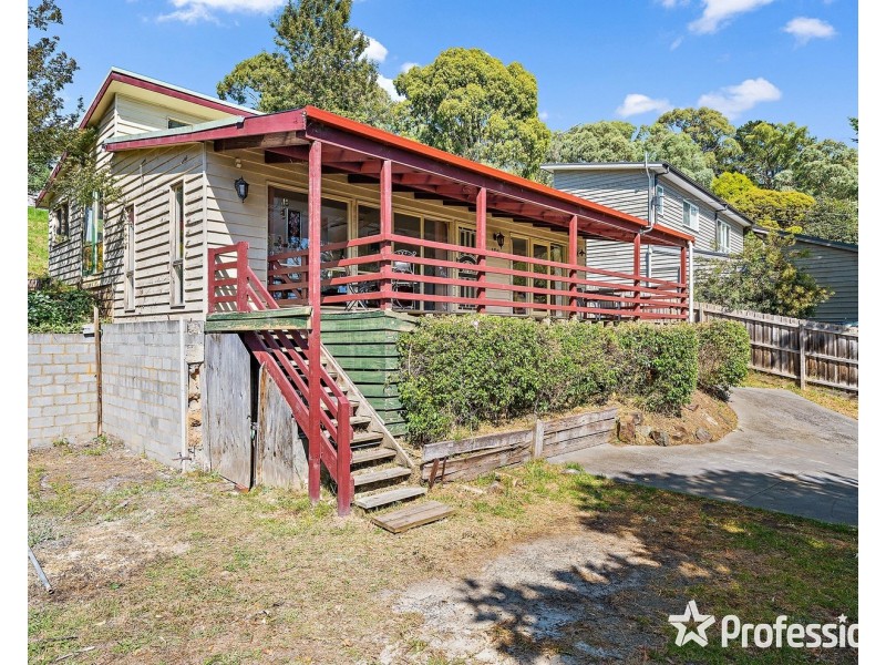104 Alexandra Road, Lilydale VIC 3140