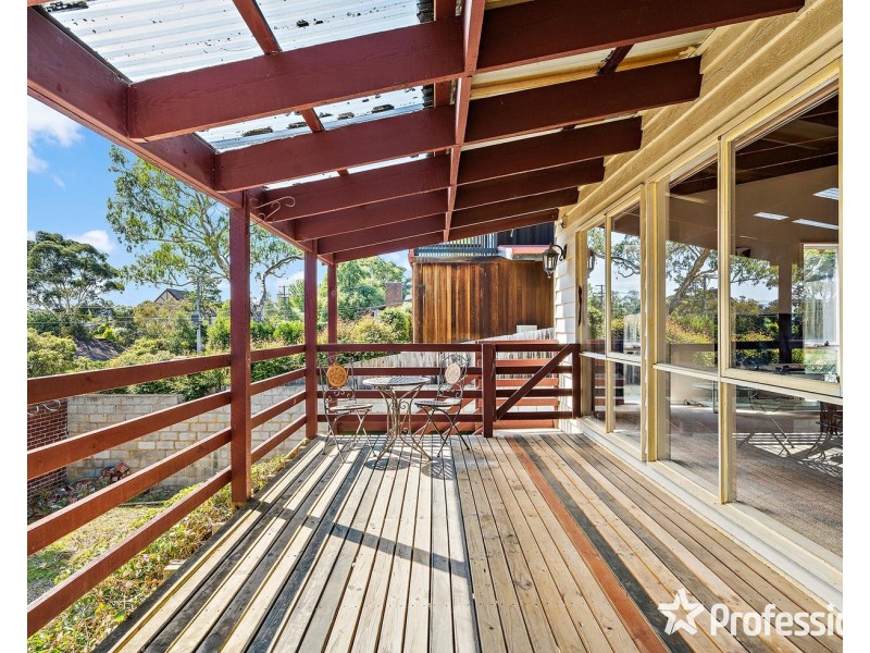 104 Alexandra Road, Lilydale VIC 3140