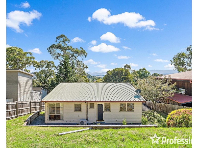 104 Alexandra Road, Lilydale VIC 3140