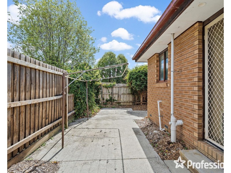 4/6 Mc Comb Street, Lilydale VIC 3140