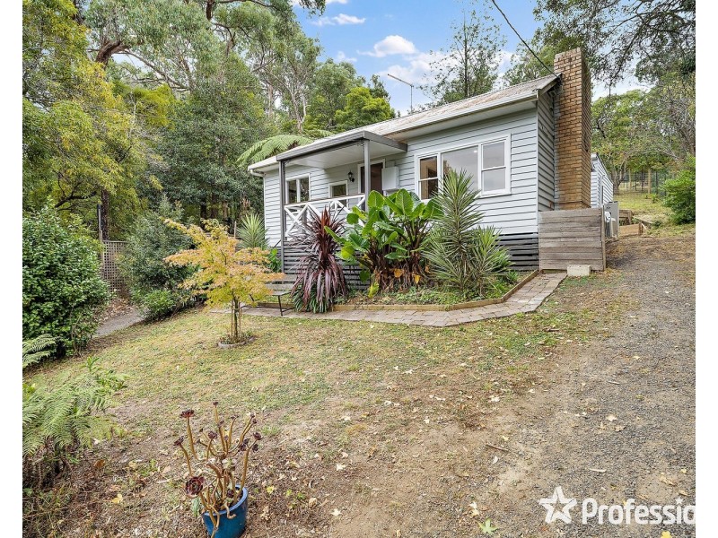 13 North Avenue, Mount Evelyn VIC 3796