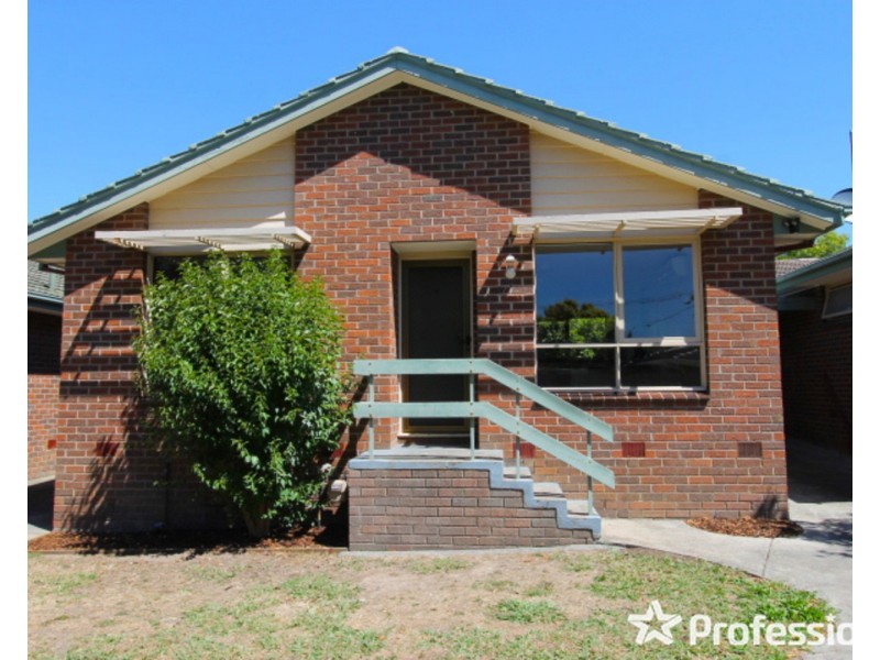 2/16 Gladstone Street, Lilydale VIC 3140