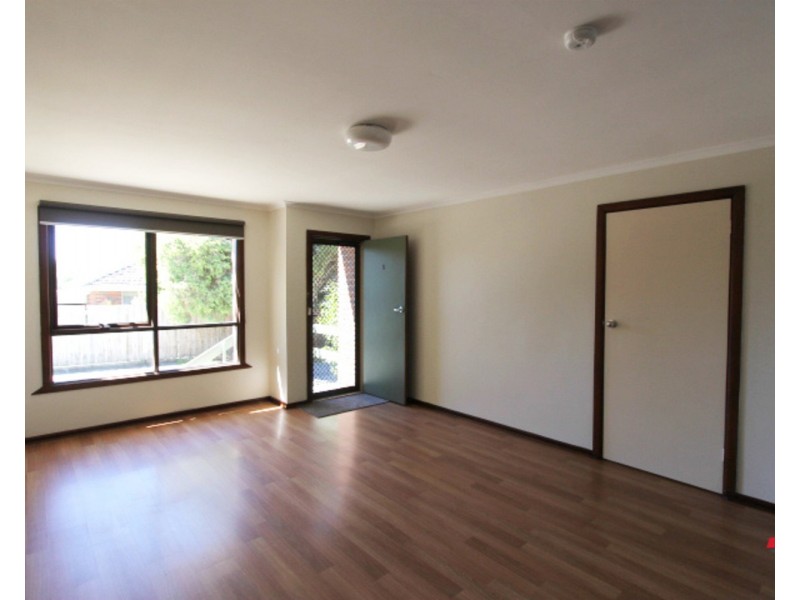 2/16 Gladstone Street, Lilydale VIC 3140